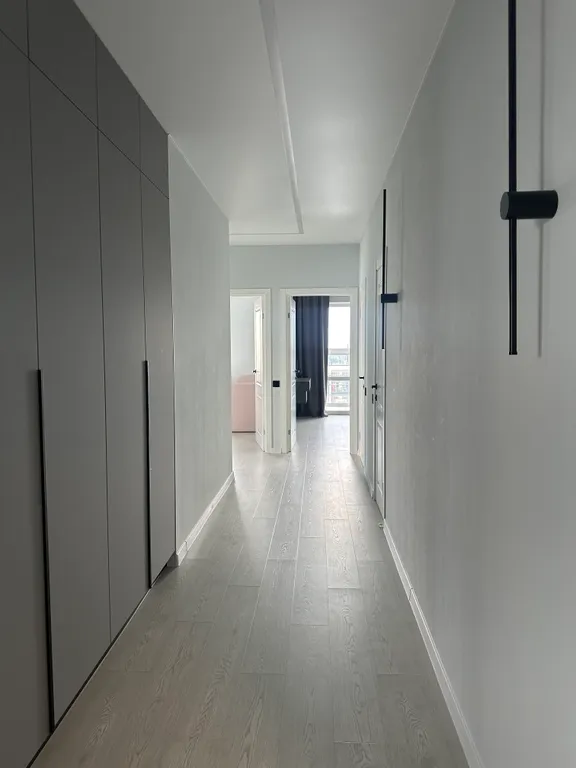 Видовая четырехкомнатная квартира в расширенном центре