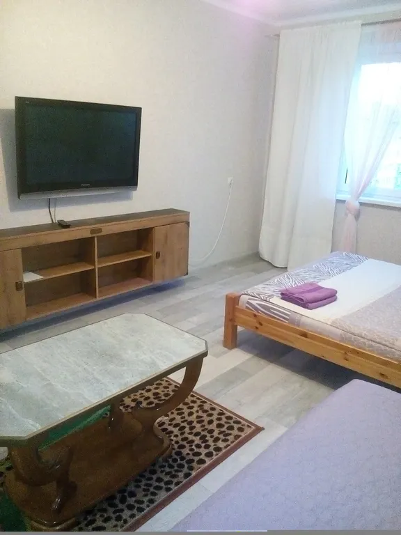 Уютная квартира не далеко от центра города (спальный район)