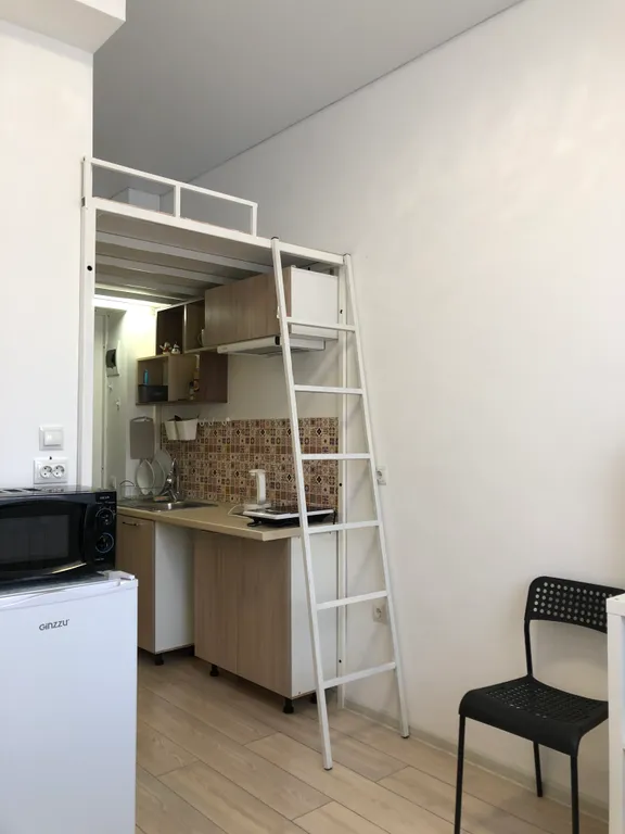 Студия в центре старого района