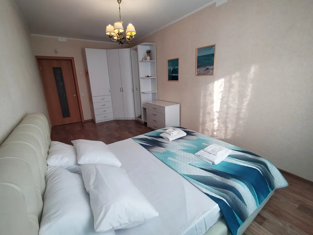 Квартира рядом с ТРЦ Родник — аренда посуточно в Челябинск