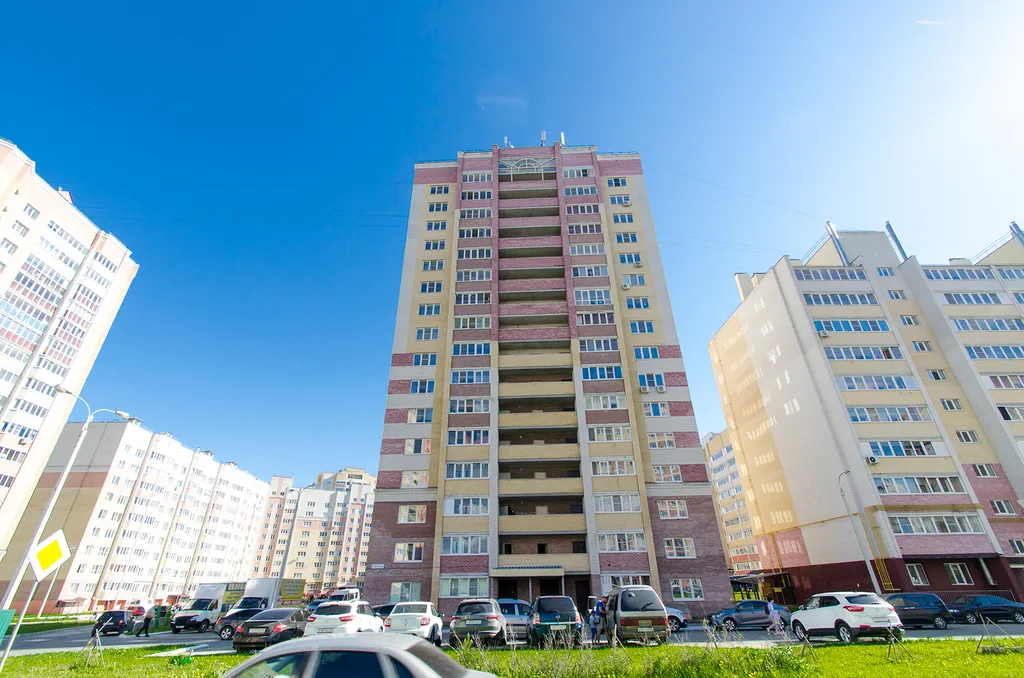 Просторная 1-комнатная с кондиционером возле Ленты