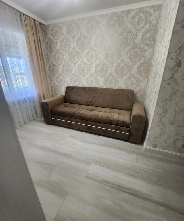 Большой дом с видом на гору