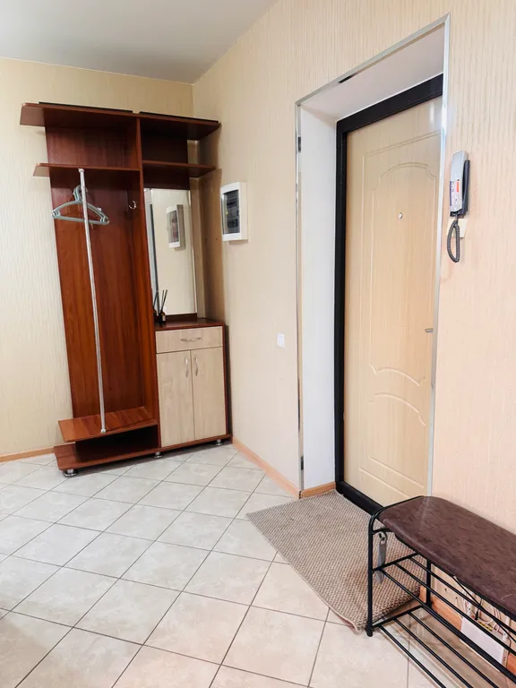 Квартира Просторная квартира с 3 кроватями в центре города — Хабаровск