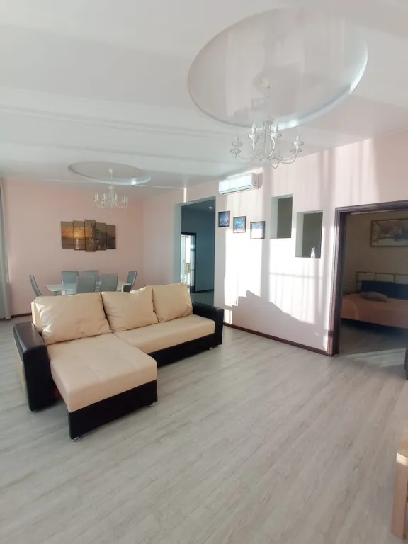 Видовая квартира с джакузи в 5 минутах езды от аэропорта