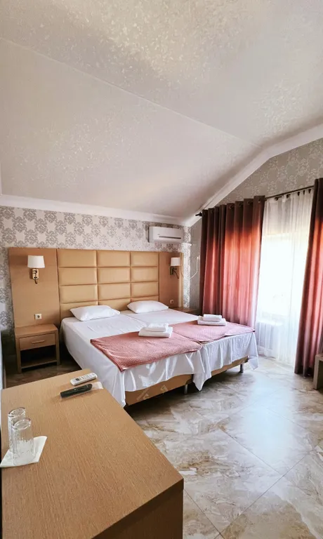 Приятный и комфортный номер с кондиционером в центре города