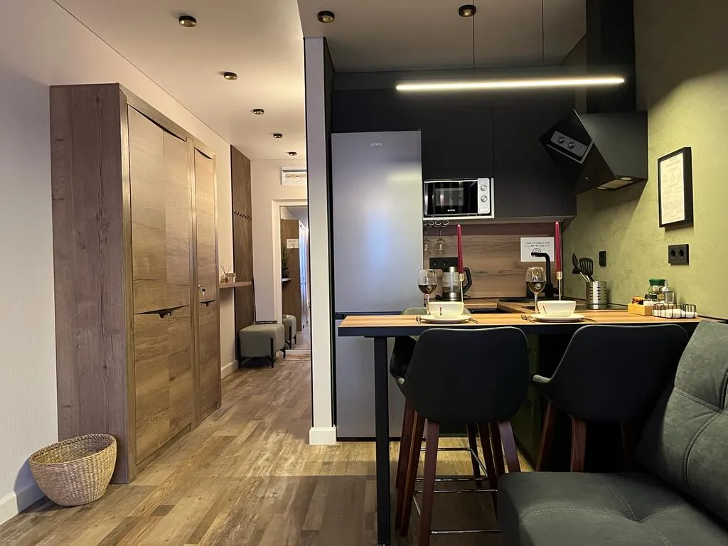 Видовые апартаменты с проектором и PS4 на 17-м этаже