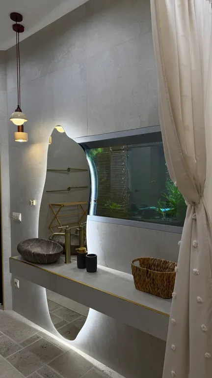 Шале в черте города с выходом в лес