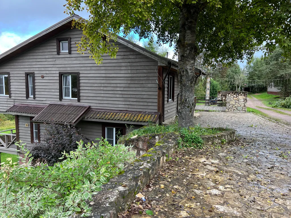 7-комнатный Дом