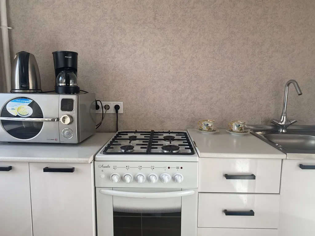 Комфортная квартира с ортопедической подушкой и матрасом