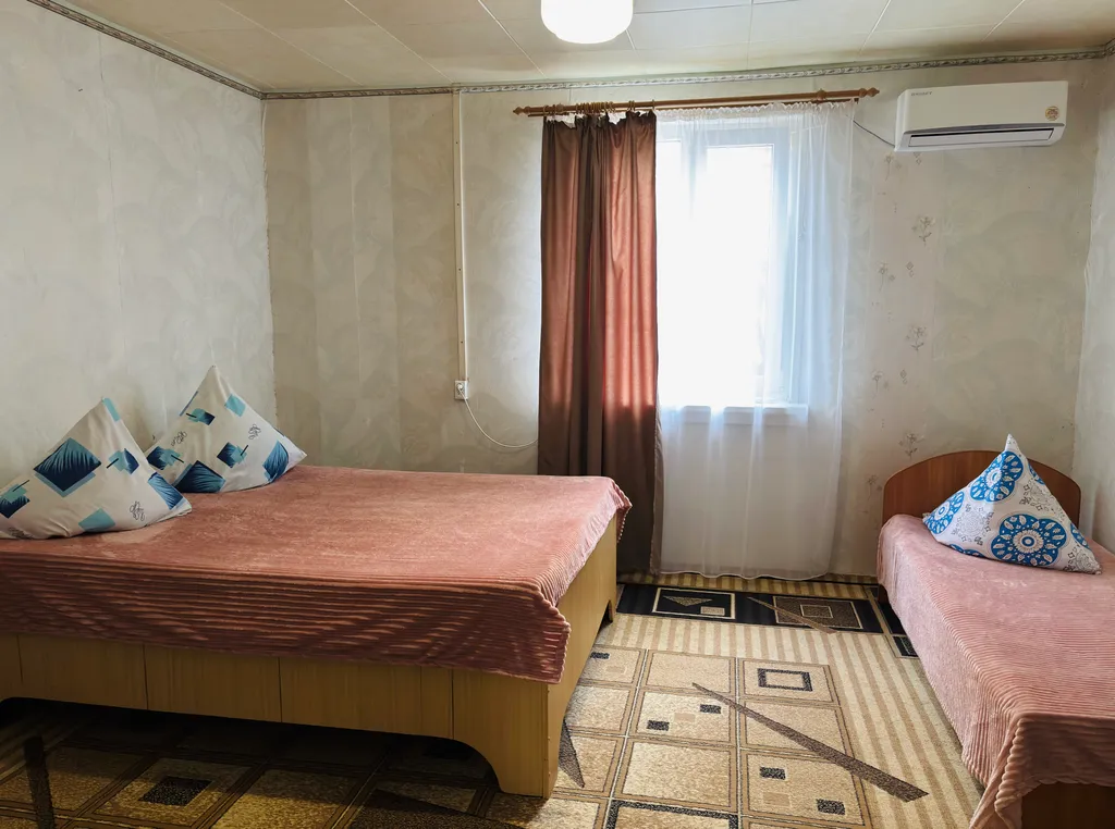 Просторный дом с личным двором