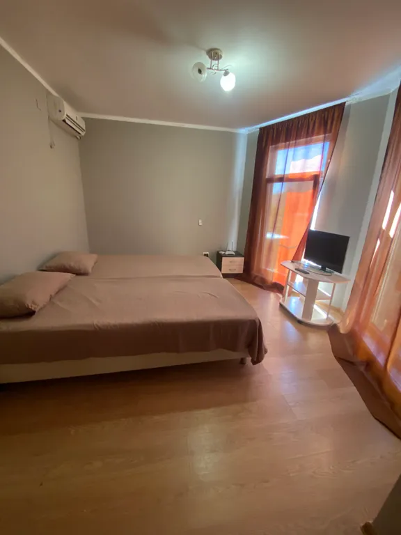 Уютный домик в центре Витязево