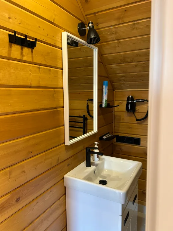 Дом в лесу с баней и видом на Волгу