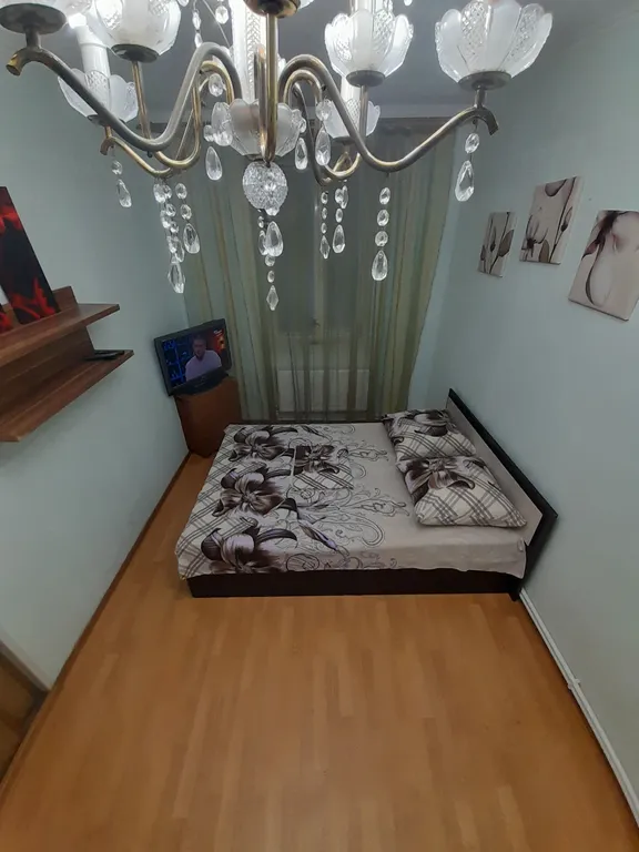 Коттедж Дом в Историческом центре с двором и въездом для автомобиля — Таганрог