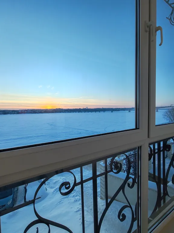 Новая квартира с видом на Волгу