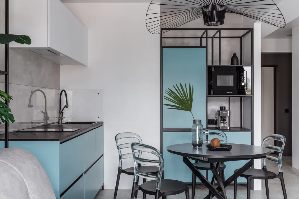 Просторная студия Бирюза комфорт+до 5 гостей