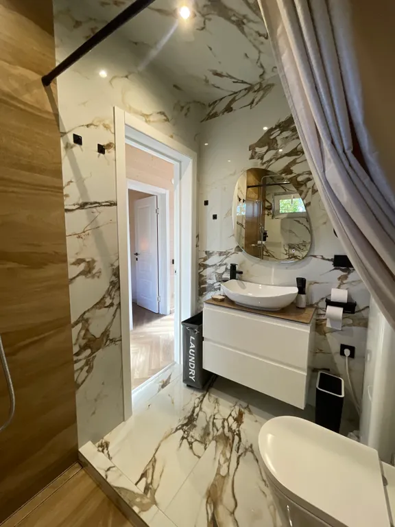 Новый дом на МОРЕ в окружении гор, с террасой и банным чаном