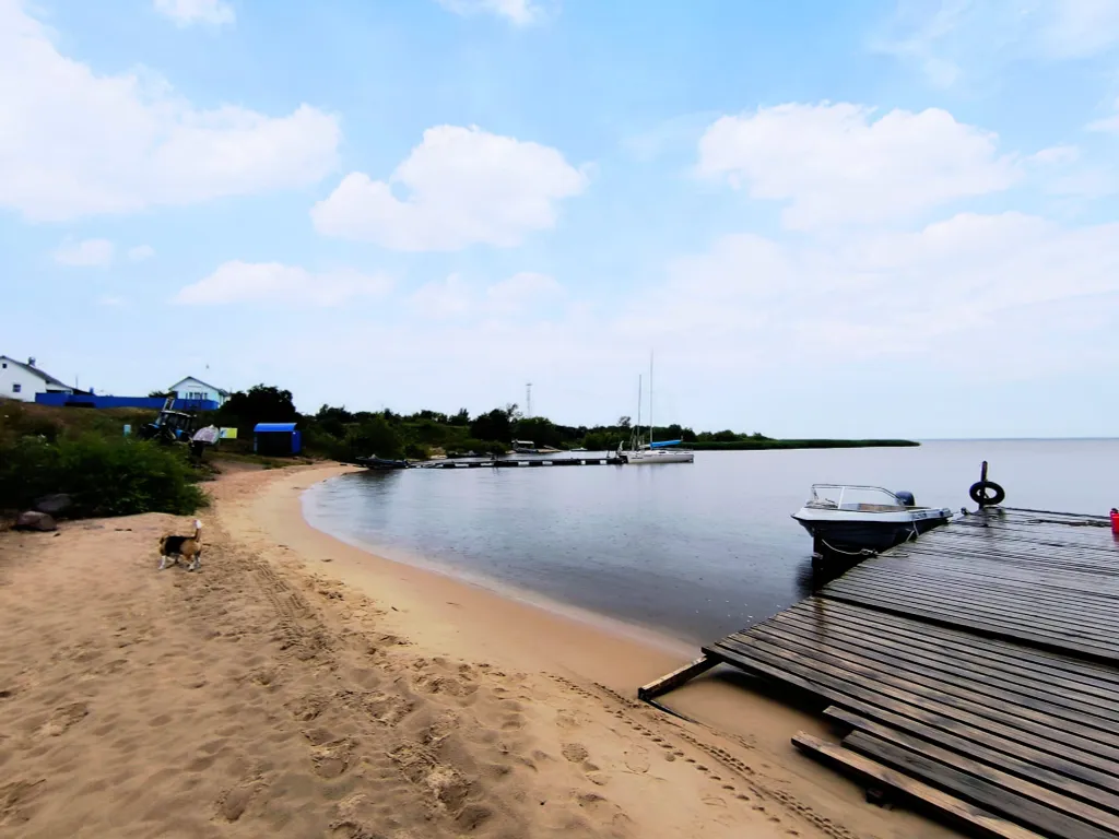 Уютный глэмпинг на прекрасном острове на псковском озере