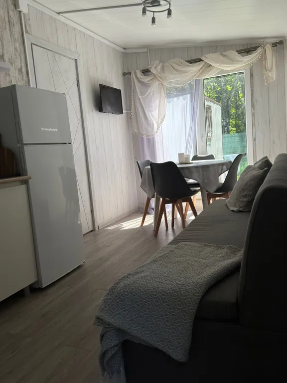 Домик в лесной зоне