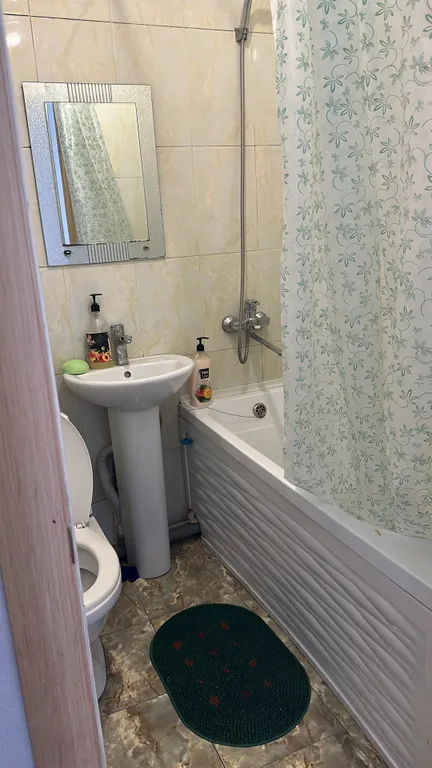 Квартира 3-комнатная Квартира — Махачкала