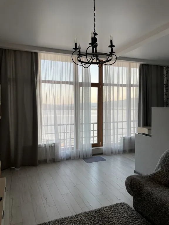 Апартаменты с видом на море в современном доме