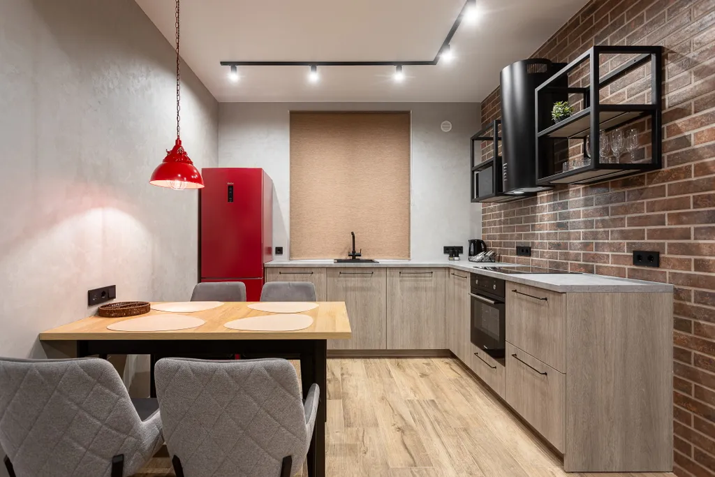 На первой линии от моря сдам полдома