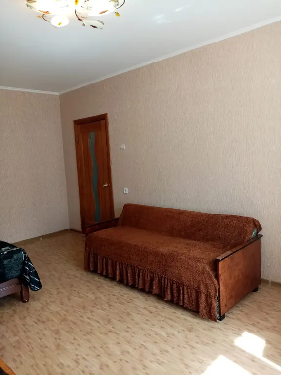 Квартира у автовокзала, Мегагринн