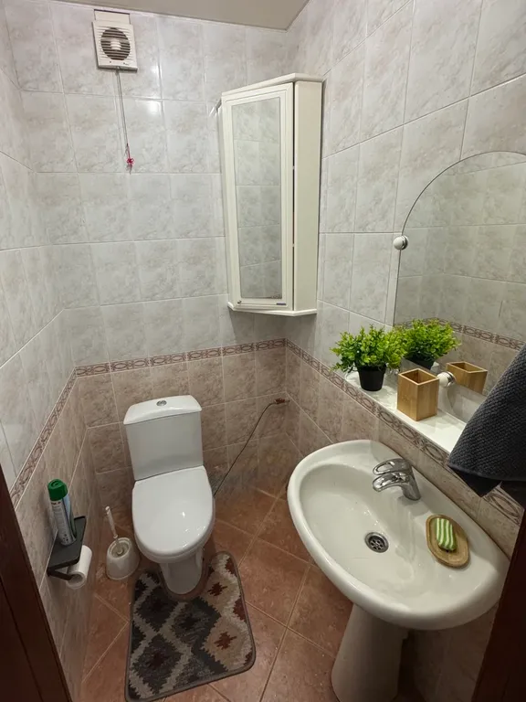 Три балкона, три стороны света, три настроения