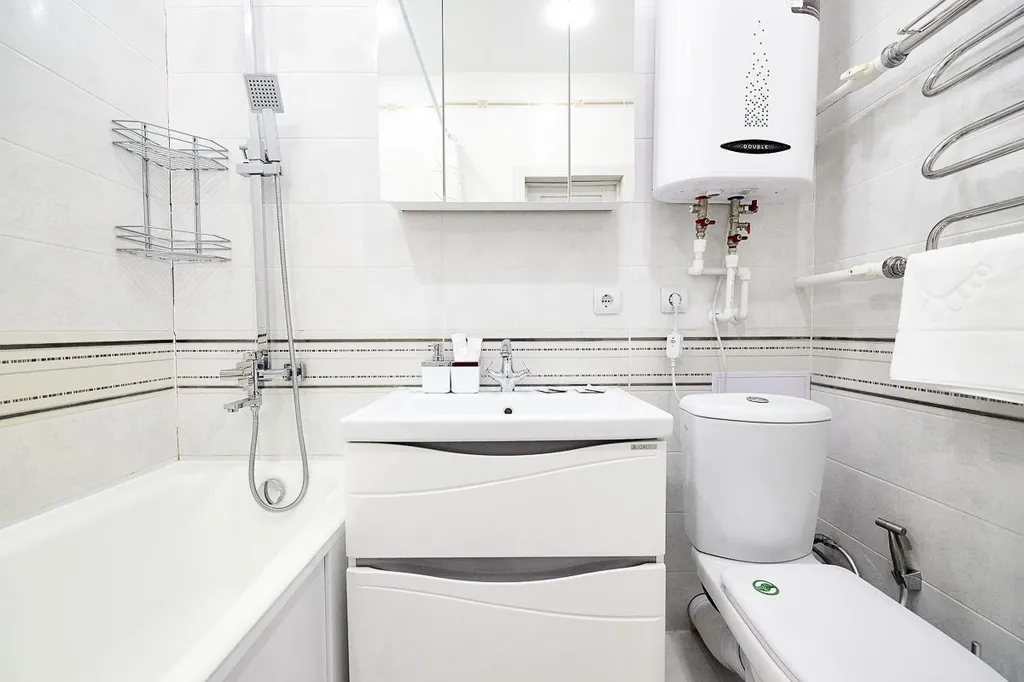 Светлые тёплые апартаменты с видом на горы и город