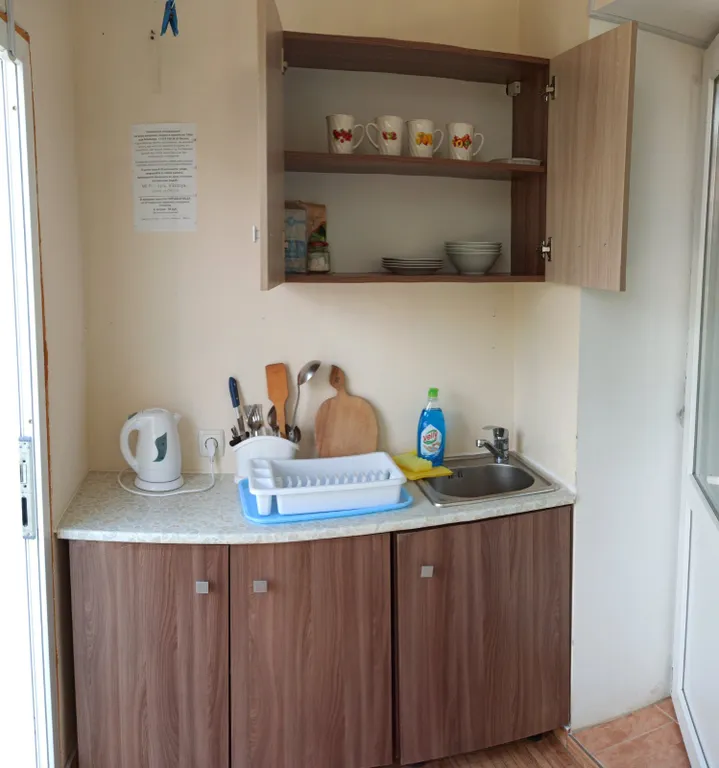 Квартира Квартира Семейный номер с кухней в доме с бассейном — Судак