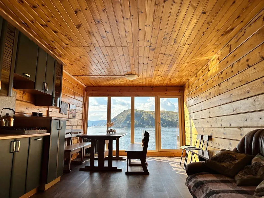 Дом с видом на Байкал и Ангару