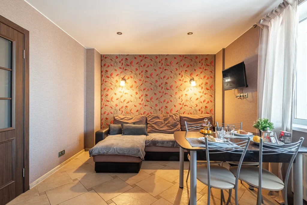 Евротрешка у ТРЦ Мега