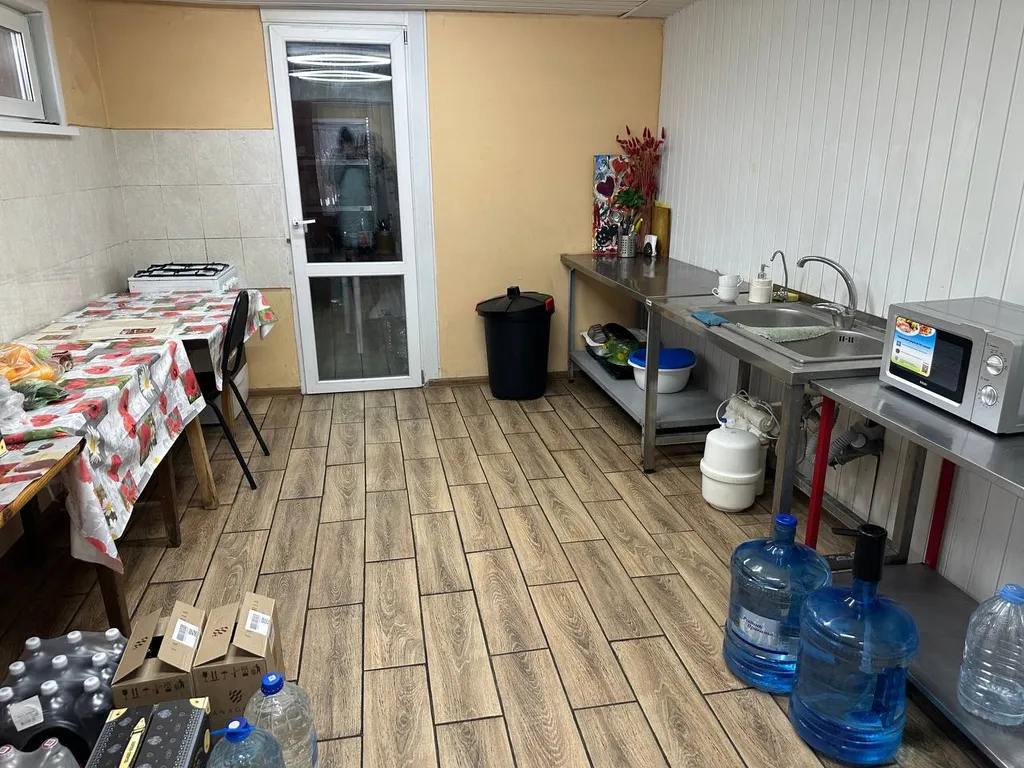 Большой 2х этажный  вместительный дом 270кв.м