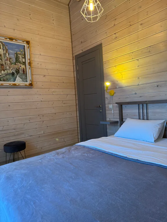 Уютный загородный дом с баней на берёзовых дровах