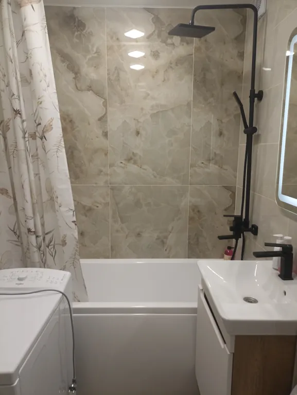 Уютная квартира в центре города рядом с площадью Тысячелетия