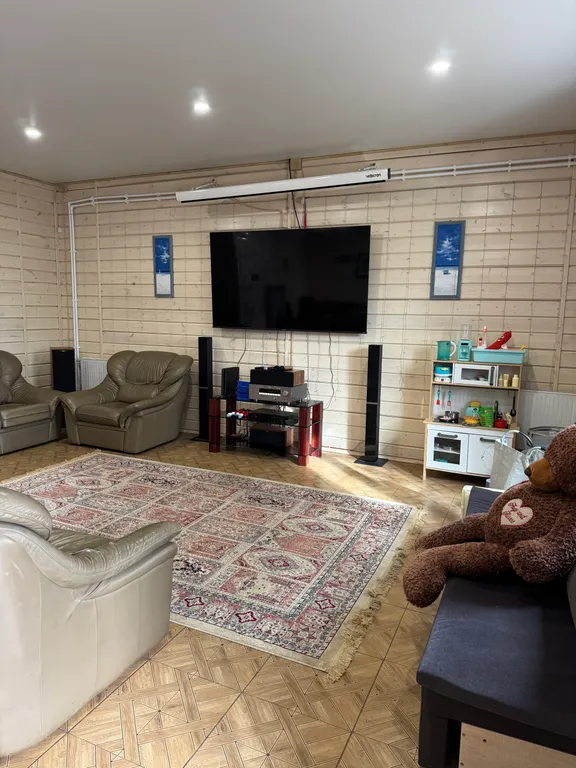 Дом с баней на берегу Волги