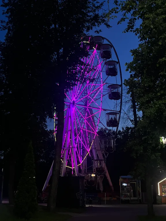 Апартамент в самом центре с видом на Площадь  Победы