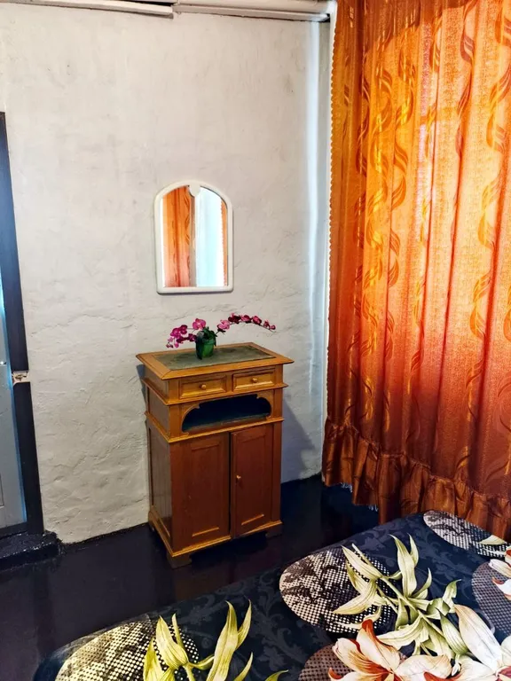 Комната, со свои отдельным входом, с видом горы