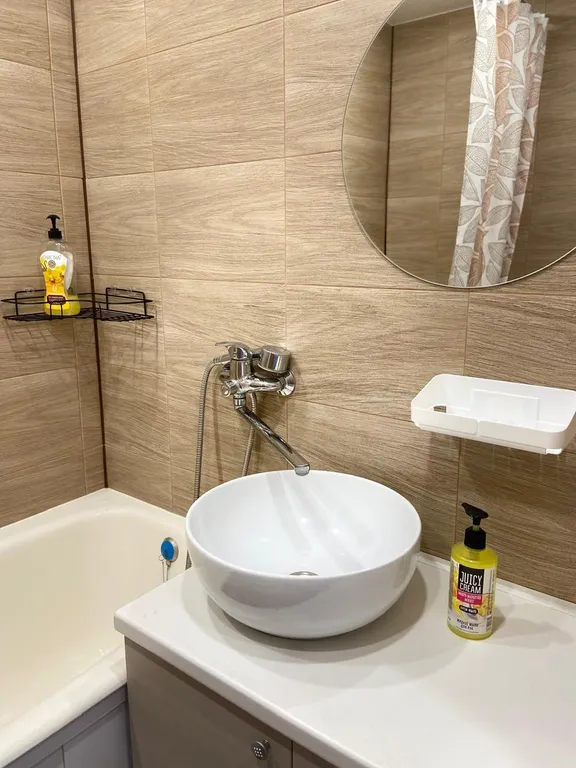 Двухкомнатная возле Зима-Лето