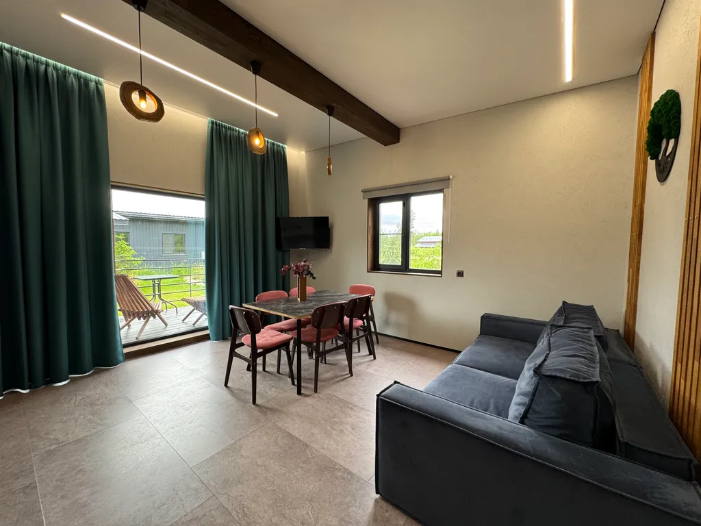 Коттедж Коттедж №5 шестиместный — Светлое