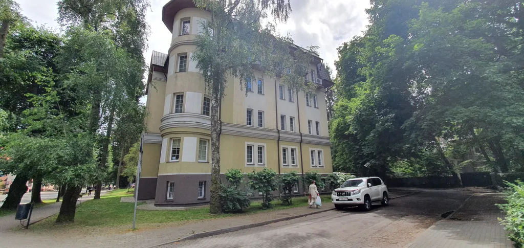 Просторная двухкомнатная квартира в курортном городе — аренда посуточно в Светлогорск