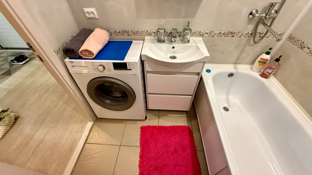 Однокомнатная Строителей 20а