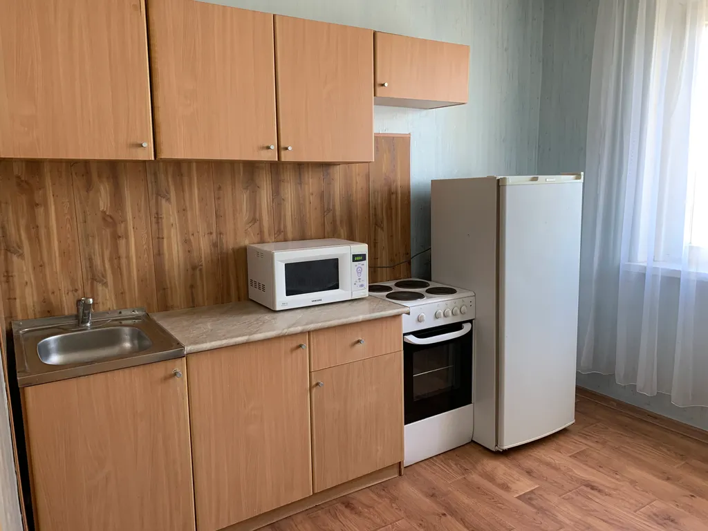 Квартира 1-комнатная квартира через дорогу от ТРЦ Планета — Красноярск