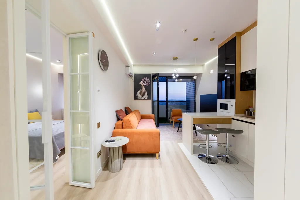 Уютная и теплая квартира в NRG U Tower