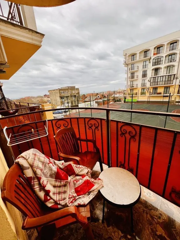 Студия с дизайнерским ремонтом