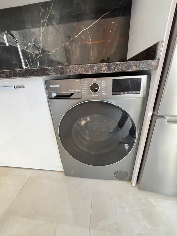 Просторная 2-этажная квартира с видом на море 10 минут от пляжа