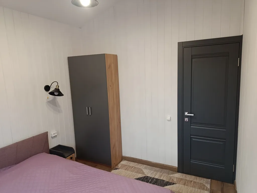 Уютный и теплый дом у леса