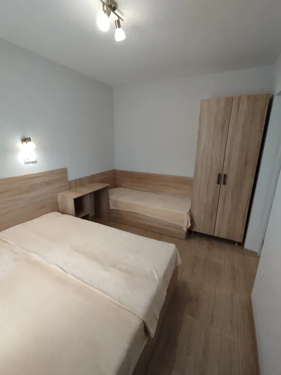 Уютная комната с кухней и беседкой  в частном доме