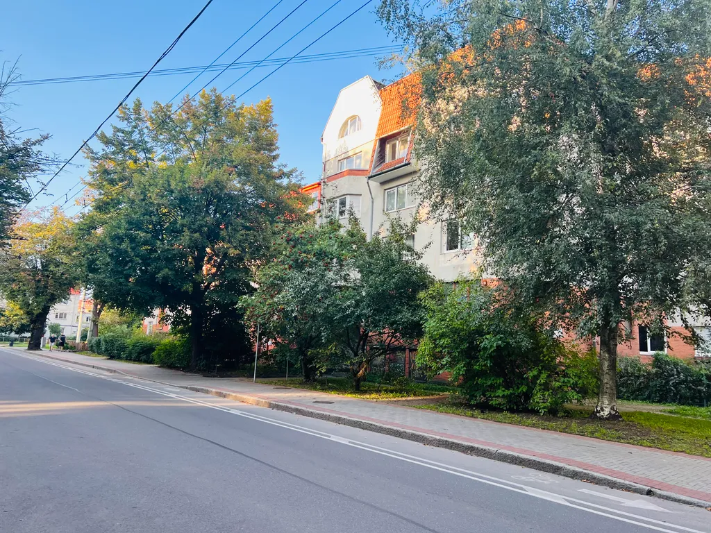 Квартира Квартира с двумя отдельными комнатами, исторический район, просторно — Калининград