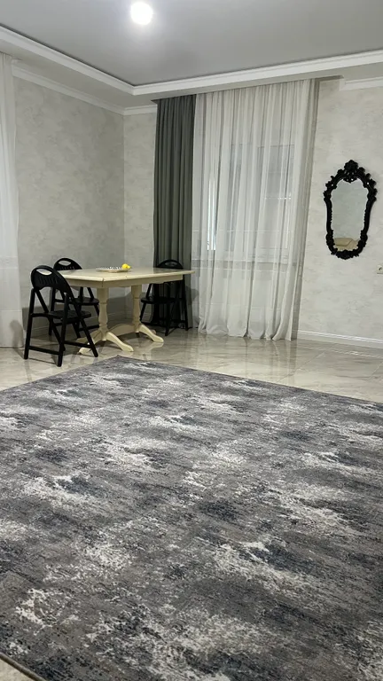 Частный дом за городом с видом на трассу и гору