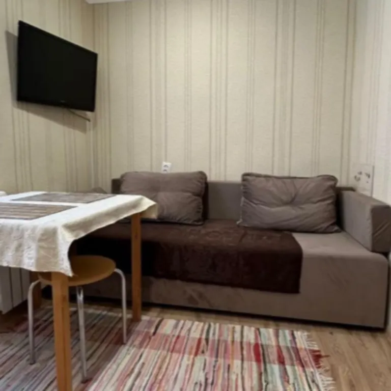 Семейные апартаменты на море с видом на горы